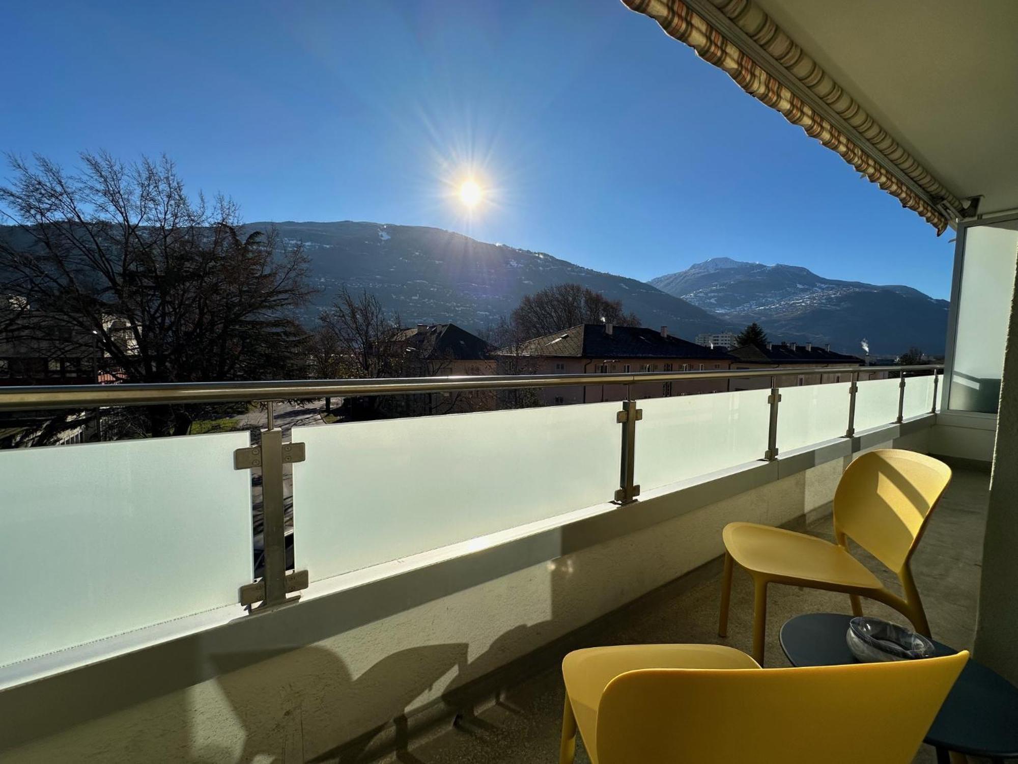 Sion City Heart Of Swiss Alps Exterior foto