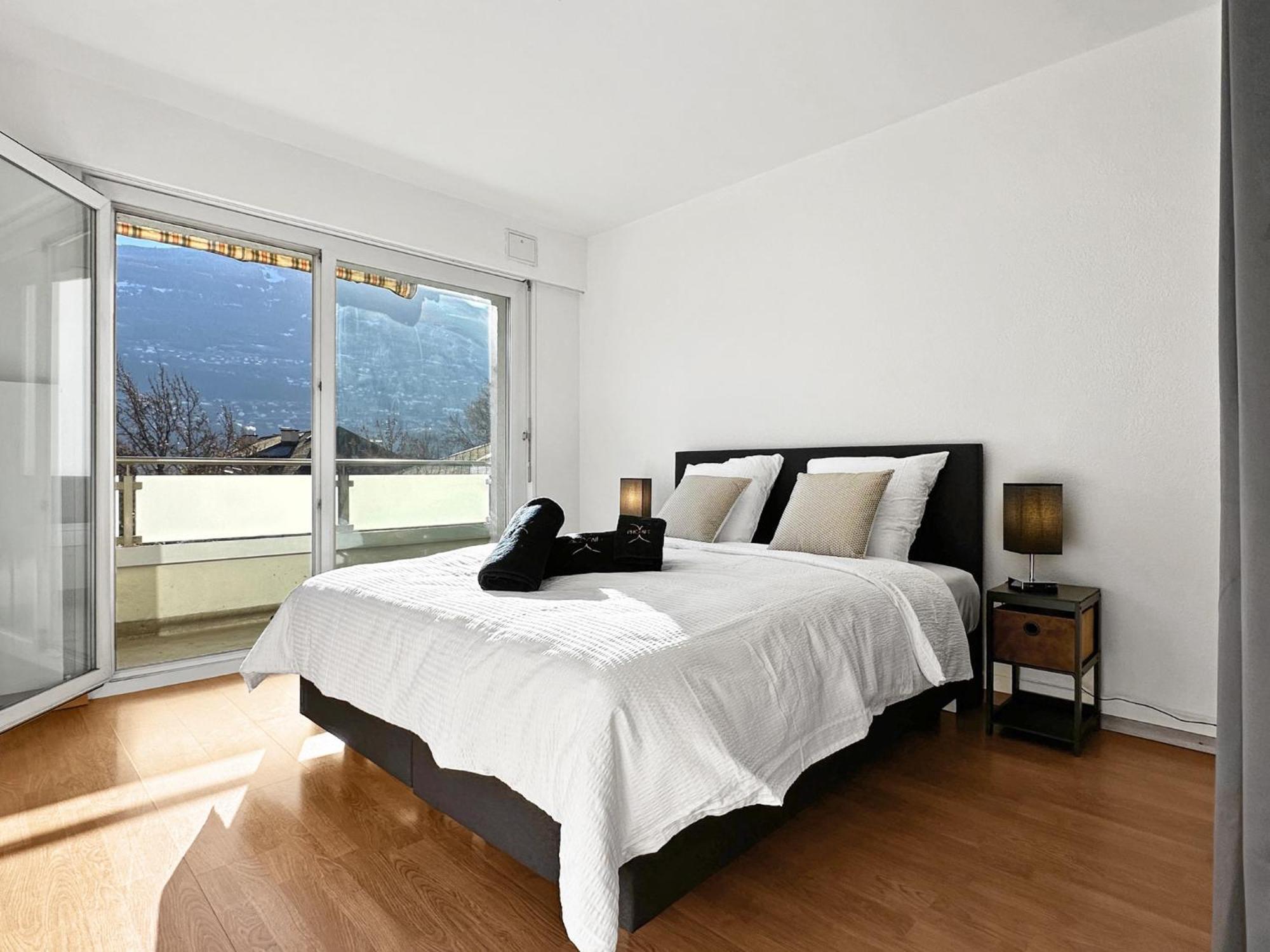 Sion City Heart Of Swiss Alps Exterior foto
